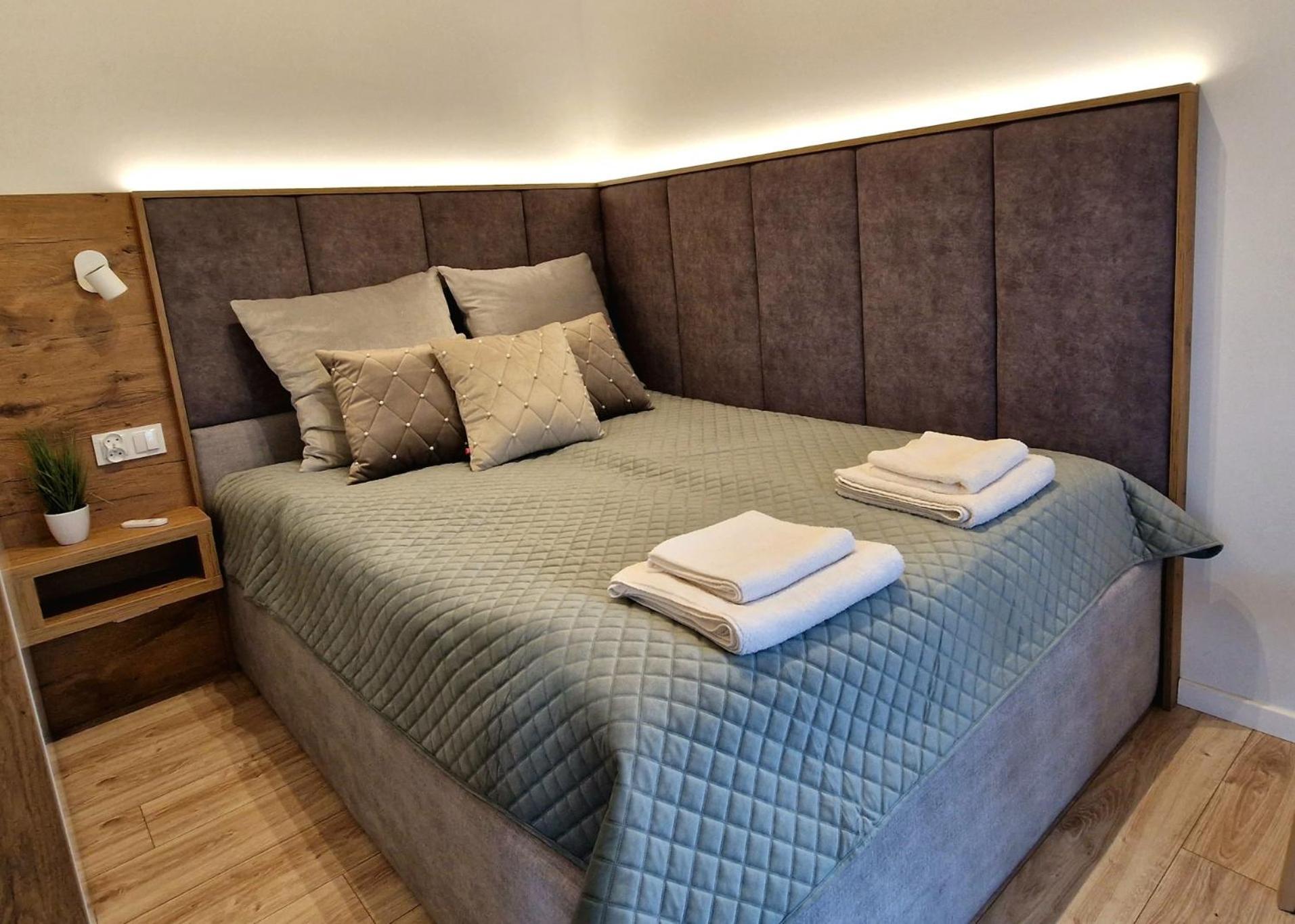 Nowe Domki Deluxe Z Widokiem Na Zatoke Z Basenem I Sauna Oslonino 외부 사진